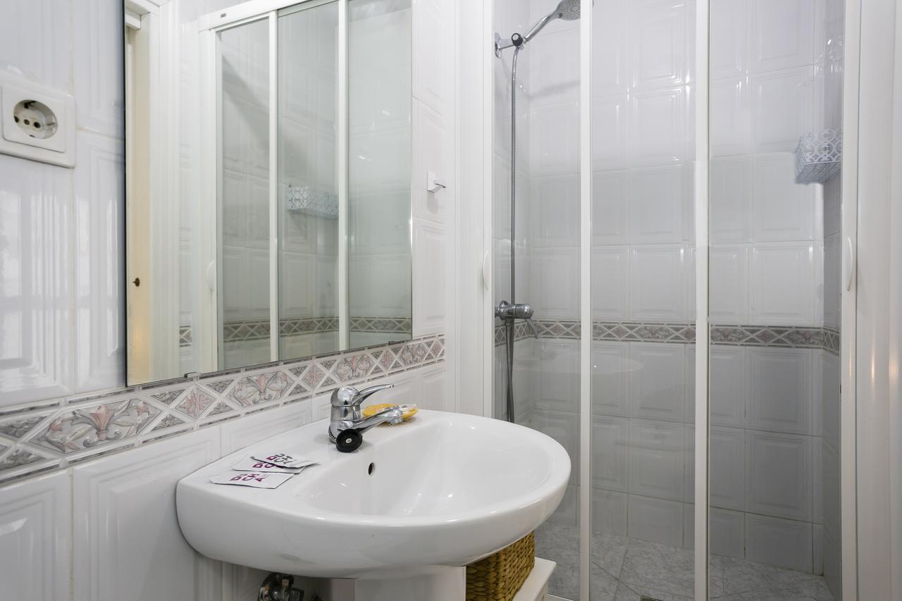 Weforyou Near The Beach Two Bedrooms In Pueblo Evita Benalmadena Exterior photo